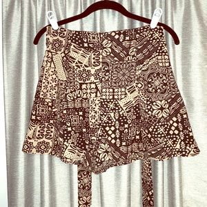 High wasted flowy shorts